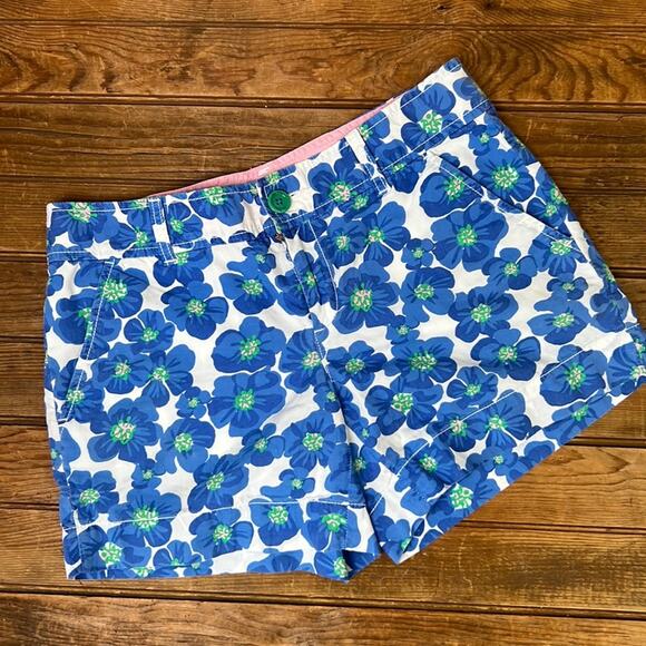 Women’s Lilly Pulitzer mid rise blue floral cotton shorts Y2K size 2 - Picture 1 of 7